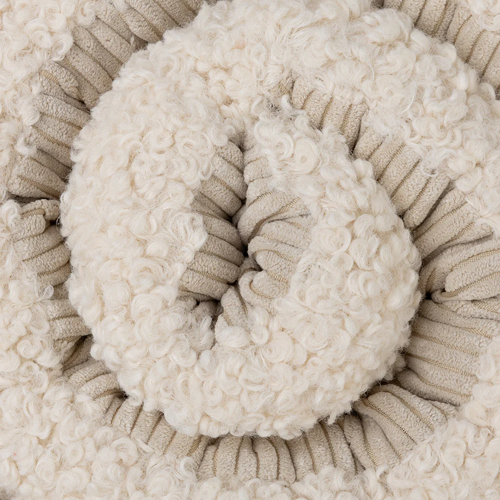 Afbeelding District 70 – SWIRL Snuffle Mat – Merengue – ø 34 cm