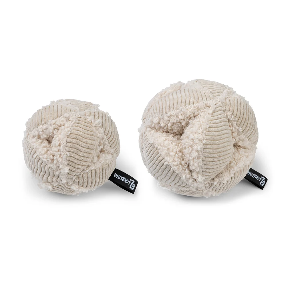 Afbeelding District 70 Bobby Snuffle Ball- Merengue